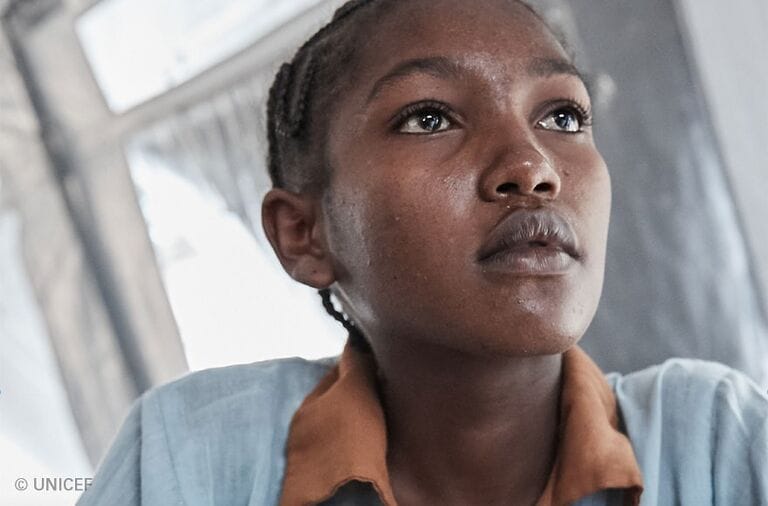 La infancia ante un futuro incierto: Un informe de UNICEF advierte sobre los riesgos del cambio climático y la desigualdad