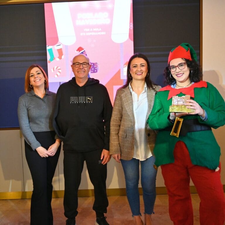 Mula presenta su Poblado Navideño 2024: tradición, magia y comercio local