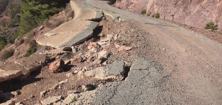 El PSOE de Lorca denuncia el peligroso estado de la pista forestal de Peñarrubia y exige soluciones inmediatas