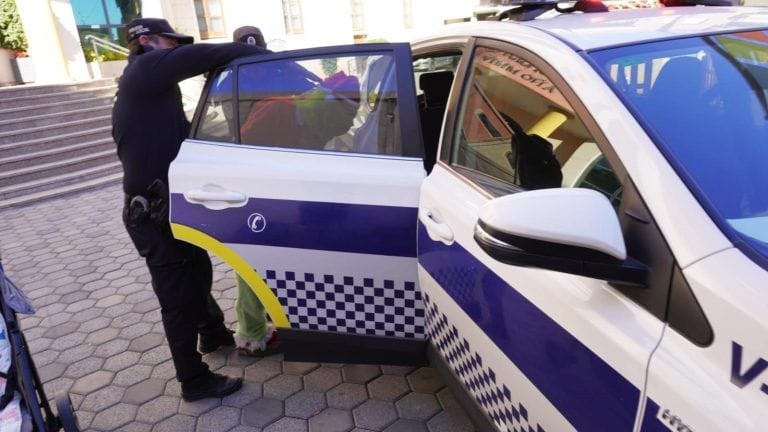 El Grinch es detenido en Los Alcázares y la Navidad queda a salvo