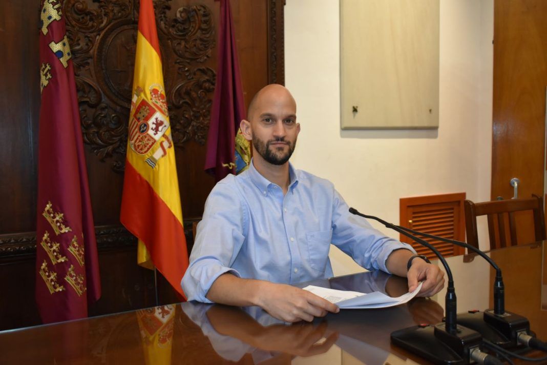 Imagen José Ángel Ponce PP y Vox bloquean la exigencia de financiación para el centro de salud de San Cristóbal y desatan la indignación vecinal en Lorca