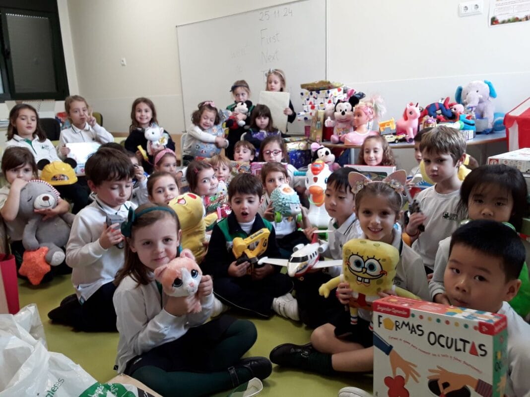 ELIS Murcia y Cáritas unen fuerzas para llevar juguetes a los niños afectados por la DANA