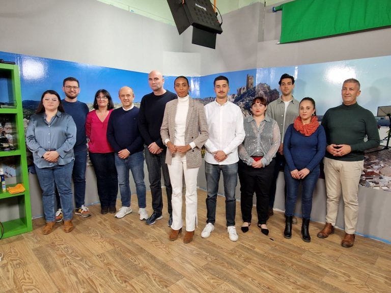 PSOE, IU y Alhama@Una presentan una moción de censura para destituir a María Cánovas y liderar un cambio político en Alhama de Murcia