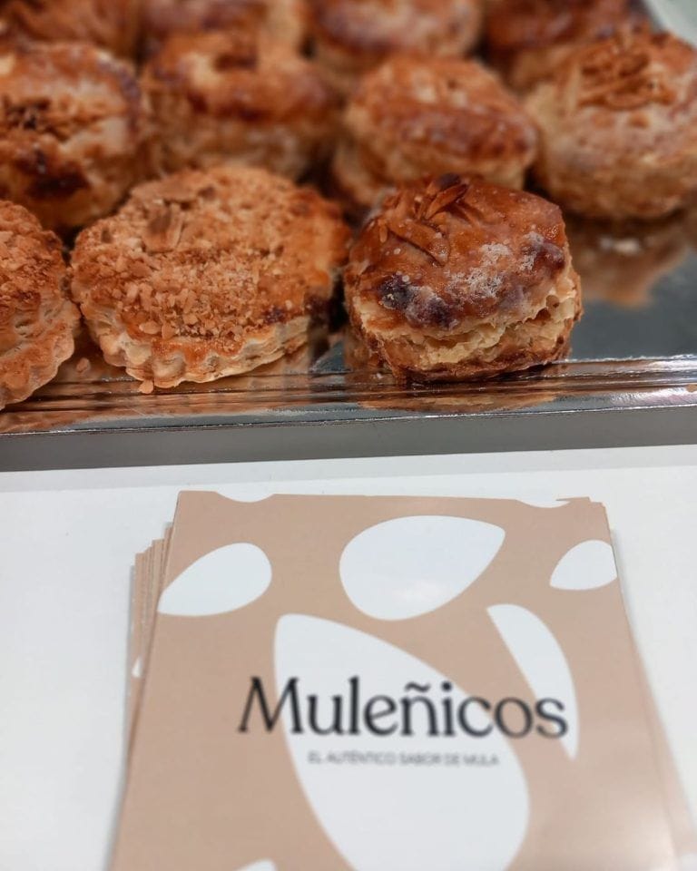 Los Muleñicos y el vino 'El secreto del abuelo' conquistan a los asistentes en Madrid