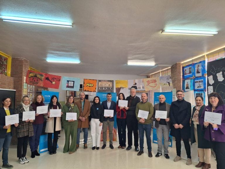 Reconocimiento a 15 centros educativos de la Región de Murcia por su compromiso con los derechos de la infancia