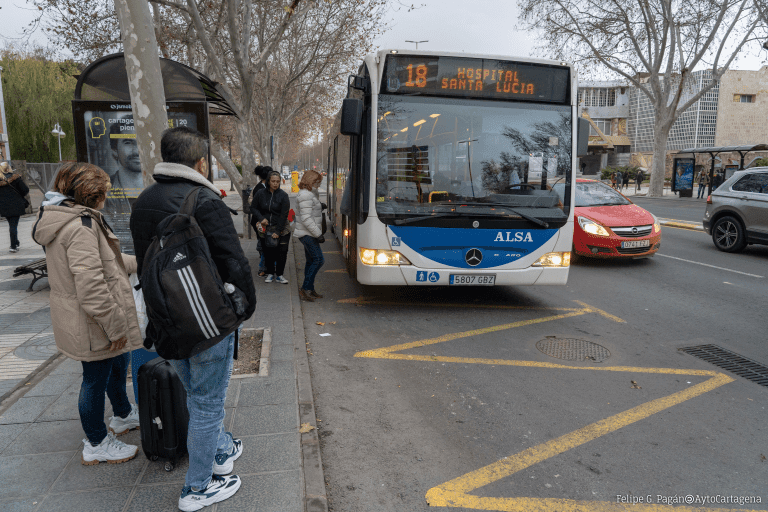 El fin de las bonificaciones al transporte público deja a los ciudadanos desprotegidos