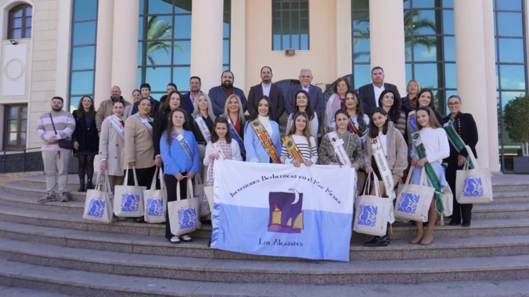 Los Alcázares celebra el Medio Año Festero de Moros y Cristianos de Murcia