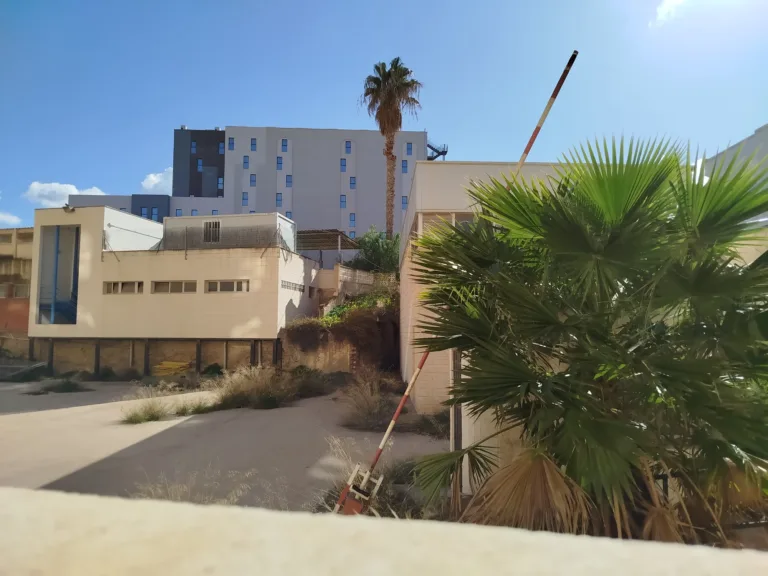 El Partido Cantonal denuncia la paralización del proyecto de recuperación del Cerro de San José y el Club Santiago