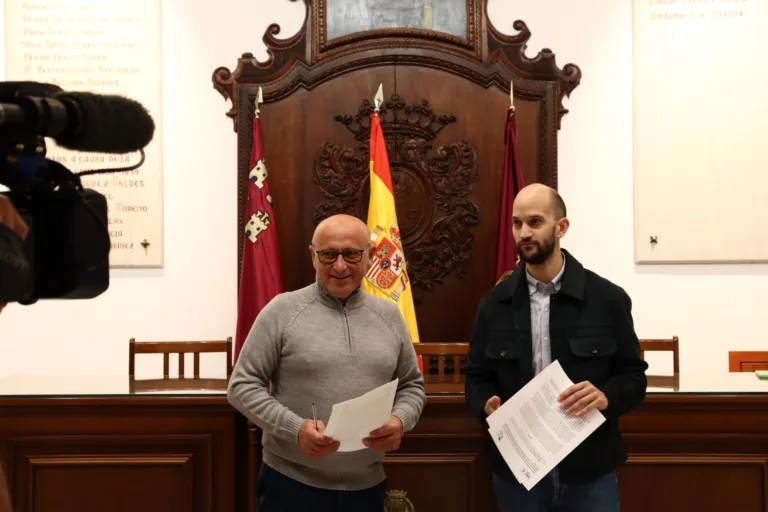 PSOE e IU exigen más recursos sanitarios para el Área III y apoyan la movilización de los sanitarios de Lorca