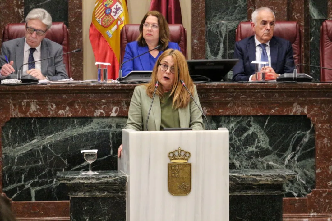 Murcia lidera la desigualdad salarial mientras el Gobierno regional cede ante Vox