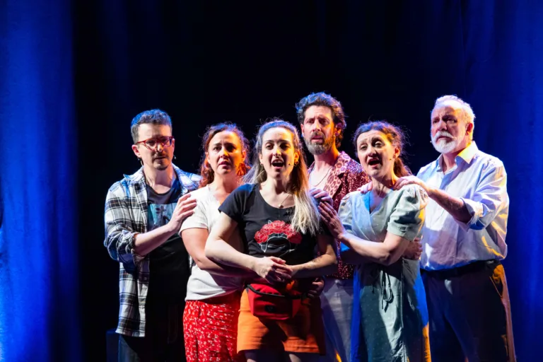 Calasparra ovaciona la memoria colectiva con la poderosa ‘No me falte el aire’ de Alquibla Teatro