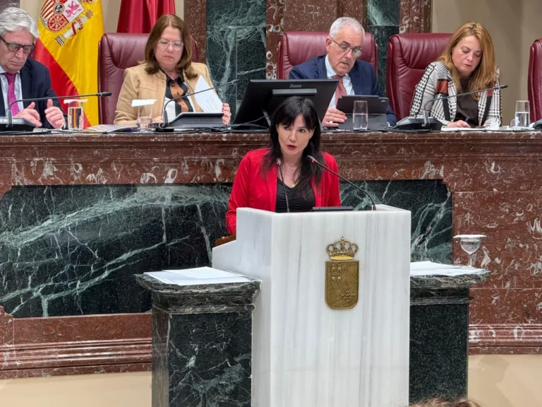 Marisol Sánchez acusa al Gobierno regional del PP de poner en riesgo vidas por listas de espera