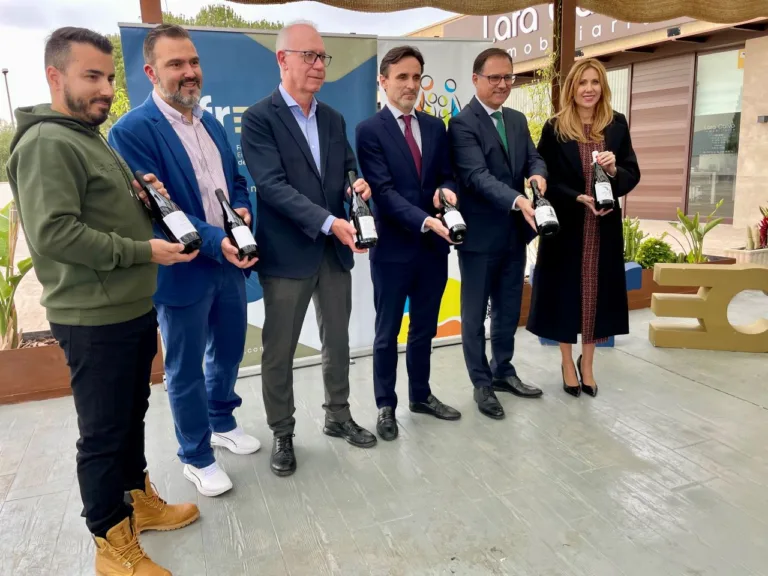 ASTRADE premia a FRECOM por su compromiso solidario con ‘Talentismo’