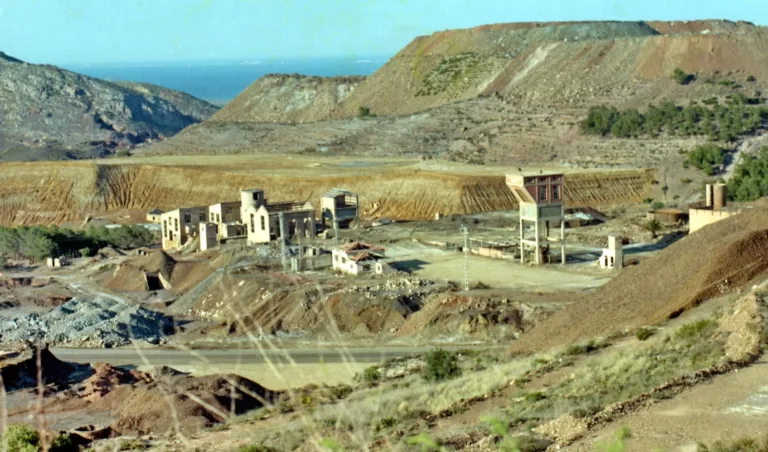 El Llano de El Beal proyectará un documental sobre la contaminación en la Sierra Minera y el Mar Menor