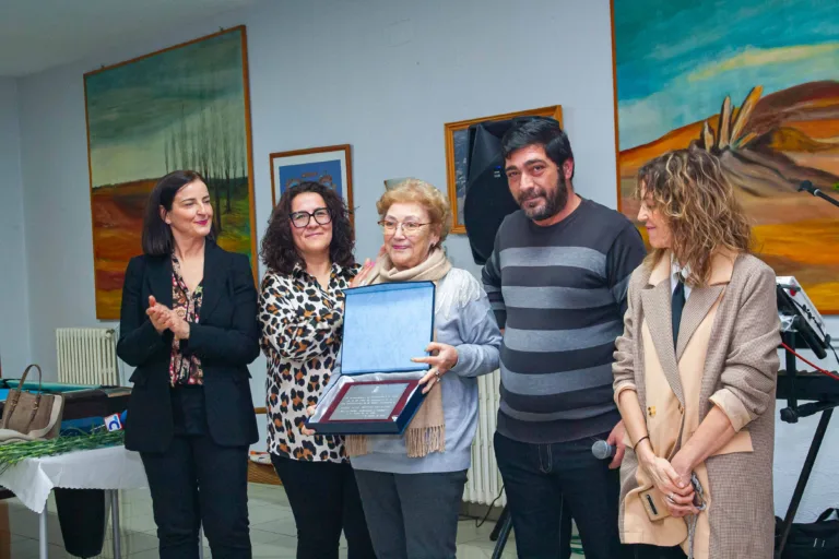 Calasparra rinde homenaje a María Luisa Benítez y Josefa Martínez por su contribución al municipio