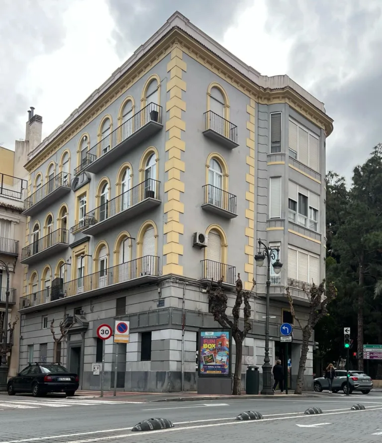 El PSOE impulsa la protección del patrimonio histórico en el barrio de El Carmen