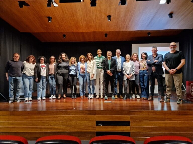 Alhama inaugura un servicio municipal de Atención Temprana con cobertura para más de 100 menores