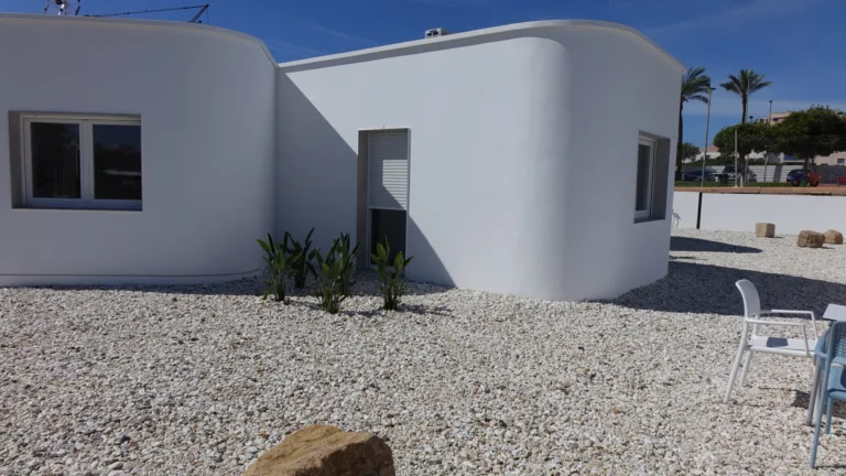 Águilas inaugura su primera vivienda tutelada para personas con problemas de salud mental