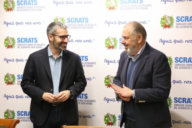 Francisco Lucas apuesta por una política del agua basada en el trasvase, la desalación y la modernización de regadíos