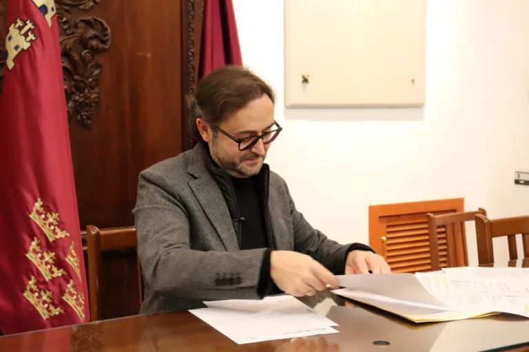 El PSOE acusa a Fulgencio Gil de bloquear Lorca por su incapacidad para aprobar los presupuestos de 2025