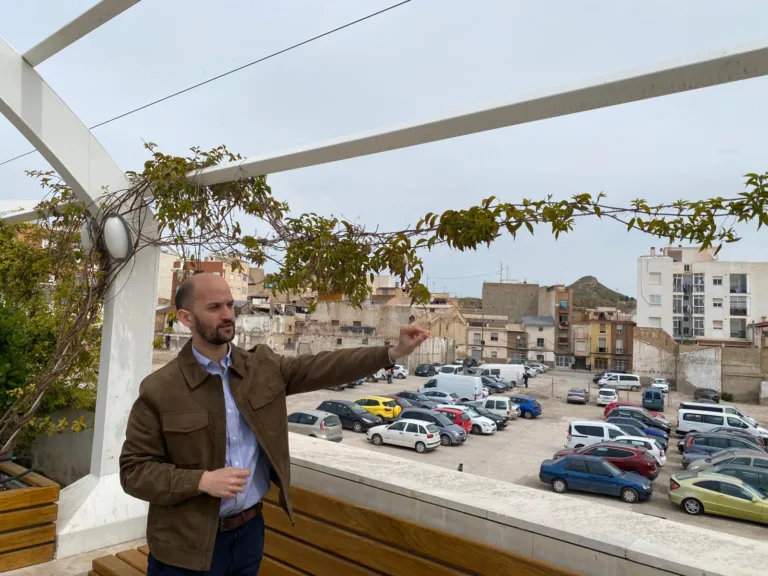 El PSOE exige a López Miras y Fulgencio Gil plazos inmediatos para el centro de salud de San Cristóbal