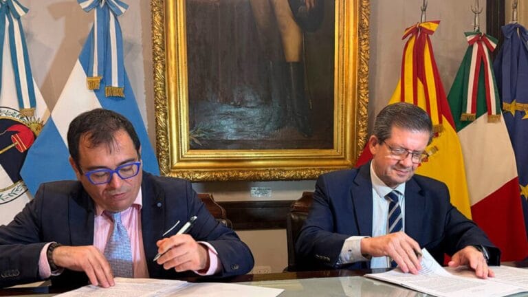 La FNDB lidera desde Murcia un ambicioso ecosistema digital en Argentina con blockchain, IA y automatización