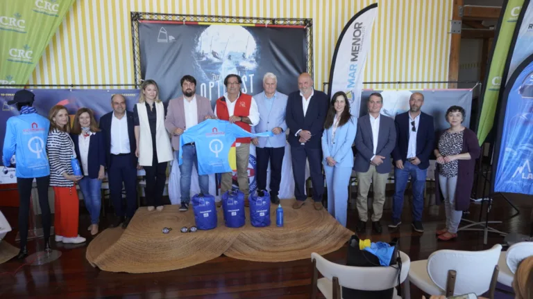 Los Alcázares se prepara para acoger la Copa de España de Optimist en el Mar Menor