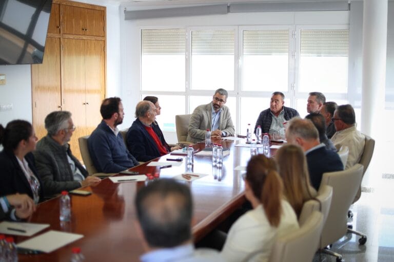 Francisco Lucas respalda la construcción de una segunda desaladora en Águilas para garantizar el agua en el Guadalentín