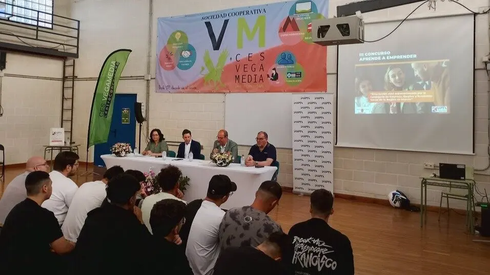 El proyecto SECURITY BLIND gana el concurso juvenil “Aprende a Emprender” con una innovadora solución para personas con discapacidad visual El proyecto SECURITY BLIND gana el concurso juvenil “Aprende a Emprender” con una innovadora solución para personas con discapacidad visual