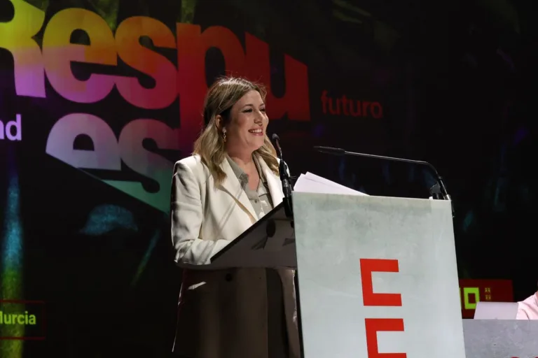 PP y Vox aceleran en la Asamblea para eliminar las ayudas a sindicatos y patronal sin admitir enmiendas