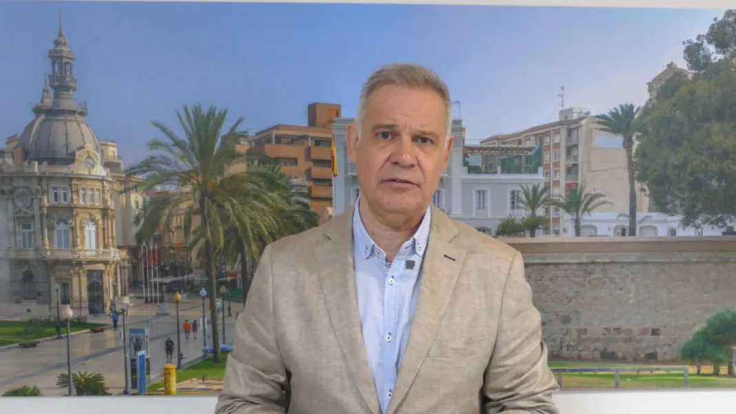 CONTRERAS-MATRICULA.-MEDIOS-Cover El PSOE acusa a Noelia Arroyo de guardar silencio ante un nuevo agravio educativo que castiga a los mejores estudiantes