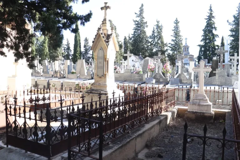 El Cementerio de Nuestro Padre Jesús de Murcia logra la protección cultural gracias a la presión de Huermur