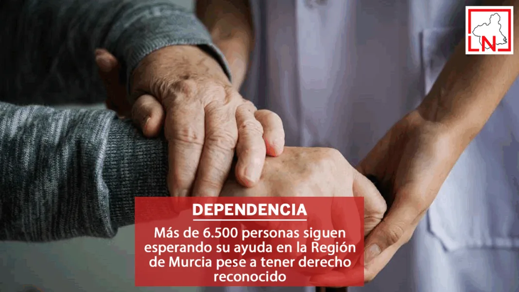 DEPENDENCIA Más de 6.500 personas siguen esperando su ayuda en la Región de Murcia pese a tener derecho reconocido a la dependencia