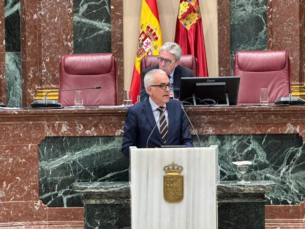 FOTO_AlfonsoMartínez (002) Alfonso Martínez critica que la Región de Murcia no tiene plan energético desde 2020 y acusa al PP de defender los intereses de las eléctricas
