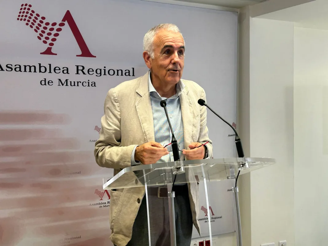 FOTO_AlfonsoMartínez El PSOE exige explicaciones a López Miras por el sobrecoste millonario en la compra del aeropuerto de Corvera