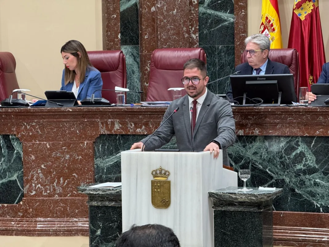 FOTO_MiguelOrtega (002) El PSOE denuncia que el aval joven del Gobierno regional solo ha llegado al 0,14 % de la población joven