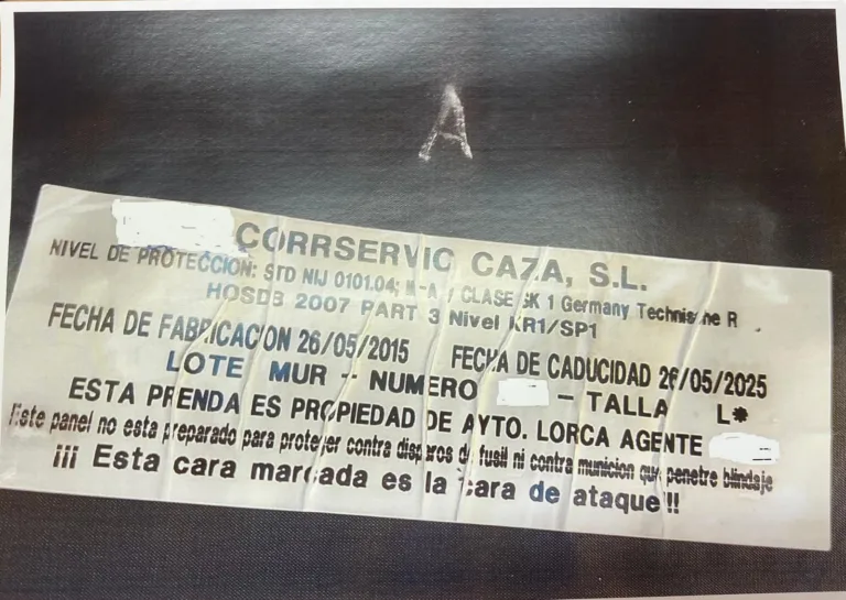 El PSOE denuncia que Policía Local de Lorca patrulla con chalecos caducados por la falta de previsión de PP y VOX