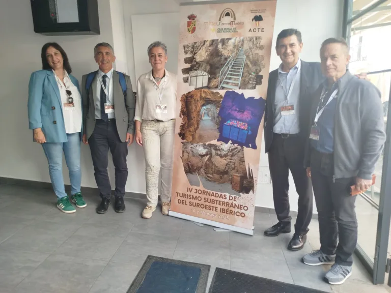 Calasparra promociona su turismo subterráneo en las IV Jornadas del Suroeste Ibérico