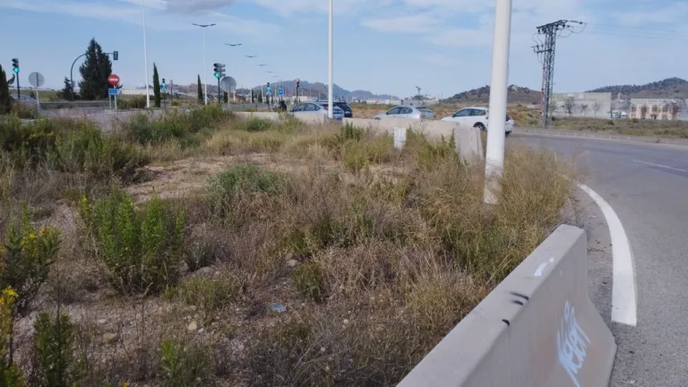 El PSOE denuncia el “abandono absoluto” de las Costeras Norte y Sur en la ciudad de Murcia