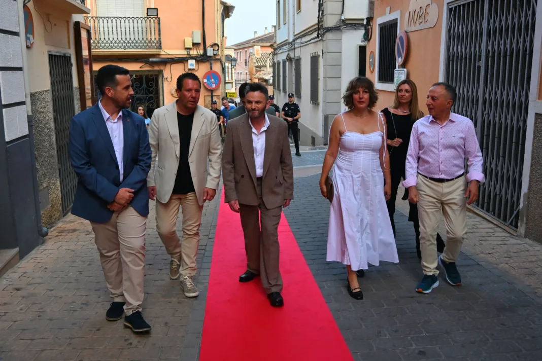 La 36ª Semana de Cine Español de Mula homenajea a Fernando Tejero y premia el talento joven en su gala de clausura La 36ª Semana de Cine Español de Mula homenajea a Fernando Tejero y premia el talento joven en su gala de clausura