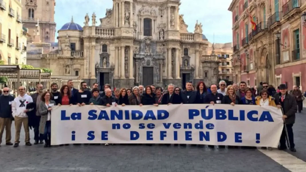 La Asociación en Defensa de la Sanidad Pública de la Región de Murcia denuncia que los presupuestos de 2025 son “tarde, dañinos, insuficientes y opacos” La Asociación en Defensa de la Sanidad Pública de la Región de Murcia denuncia que los presupuestos de 2025 son “tarde, dañinos, insuficientes y opacos”