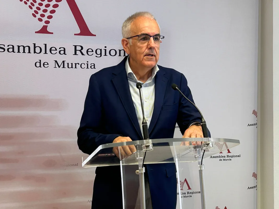 FOTO_AlfonsoMB El administrador concursal confirma que la Comunidad Autónoma no recuperará ni un euro del aeropuerto de Corvera, según denuncia Alfonso Martínez Baños