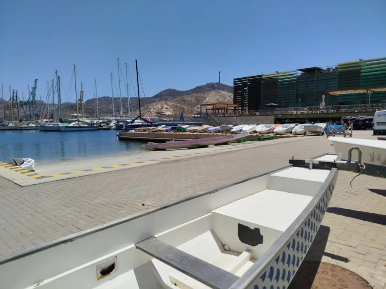 El Partido Cantonal acusa a Arroyo de incumplir su promesa sobre la Escuela Municipal de Deportes Náuticos en Cartagena