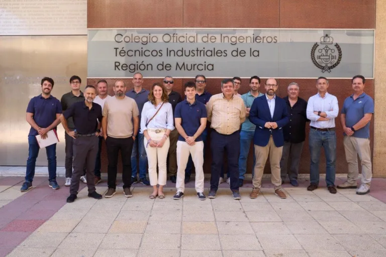 El Colegio de Ingenieros Técnicos Industriales forma a los primeros expertos en hidrógeno verde de la Región de Murcia