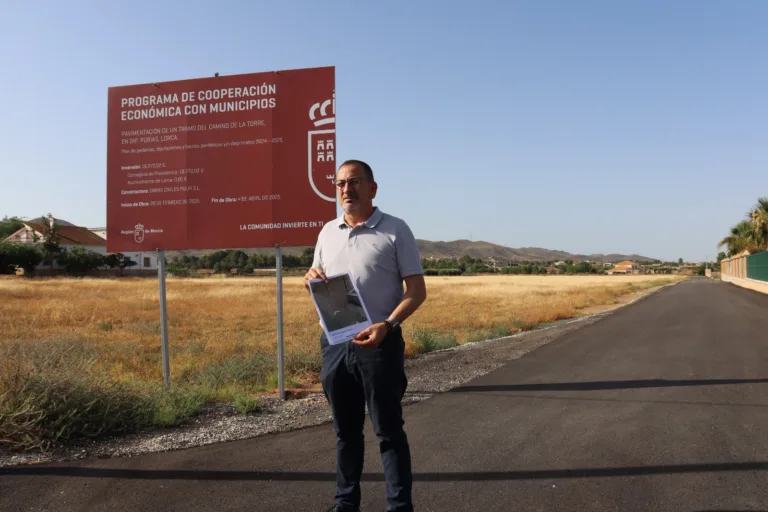 El PSOE de Lorca exige explicaciones por el asfaltado de un camino sin salida en Purias que costó casi 20.000 euros