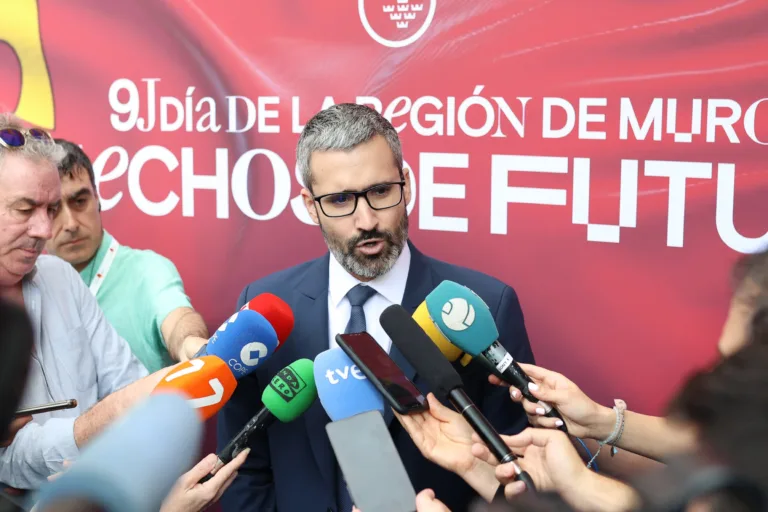 Francisco Lucas reivindica una Región de Murcia para toda la ciudadanía y acusa a López Miras de optar por la radicalidad