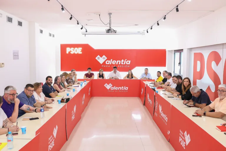 Ginés Ruiz arranca su liderazgo en Murcia con una Ejecutiva volcada en “La Murcia que viene”