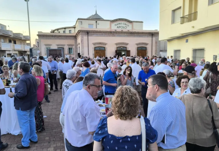 Más de 400 personas rinden homenaje a José María Alcaraz, referente de la gastronomía cartagenera