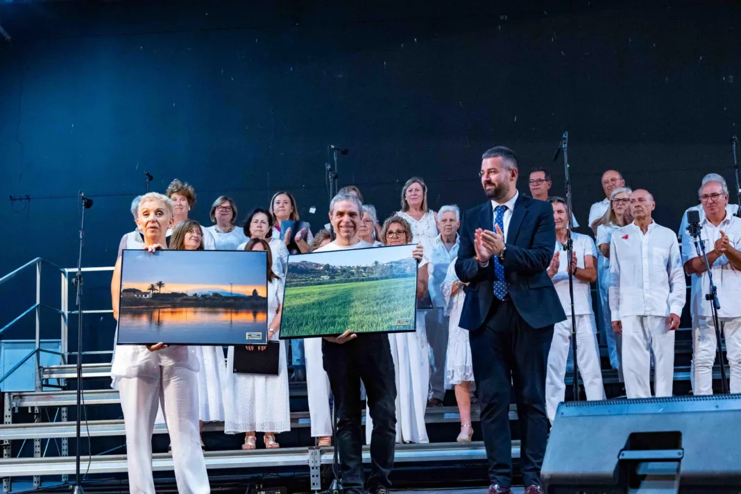 El XIII Encuentro de Coros “Villa de Calasparra” llena el Cine Rosales de emoción y talento coral