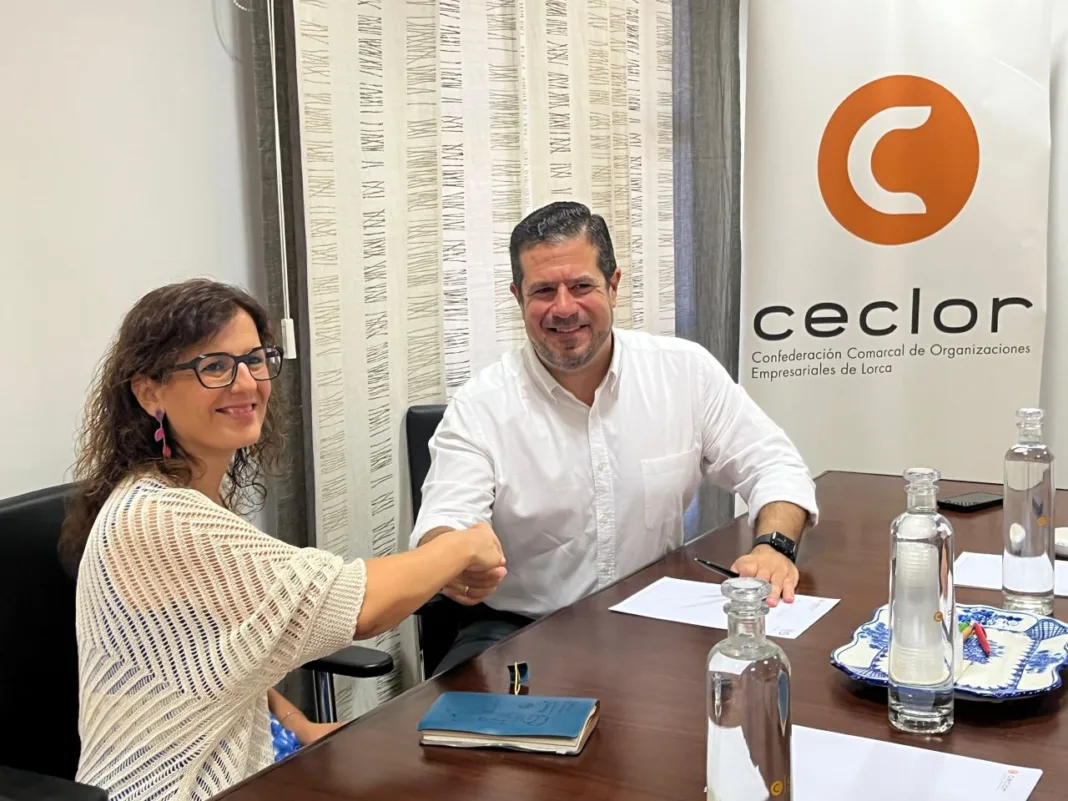 CECLOR-UMU Microcredenciales CECLOR y la Universidad de Murcia impulsan microcredenciales para cualificar a trabajadores del Guadalentín